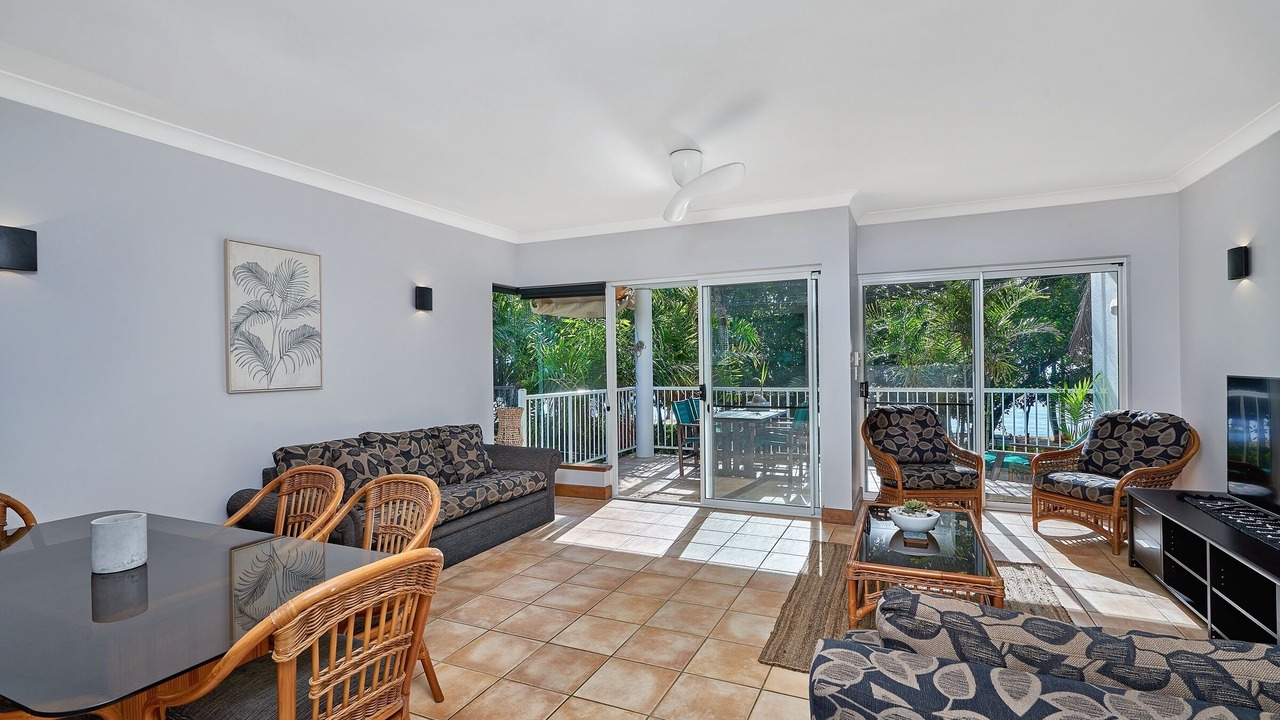 Photo of Livingroom in Clifton Beach