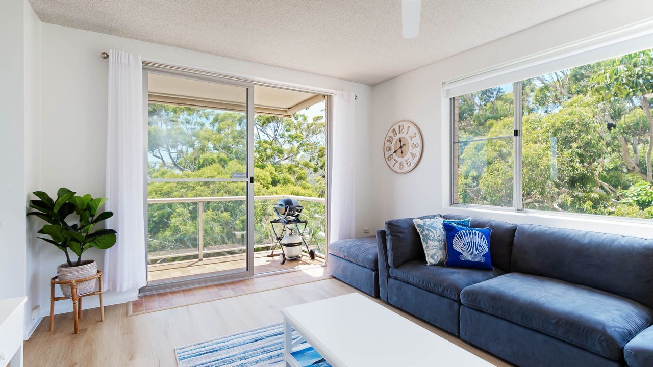 Photo of Livingroom in Shoal Bay