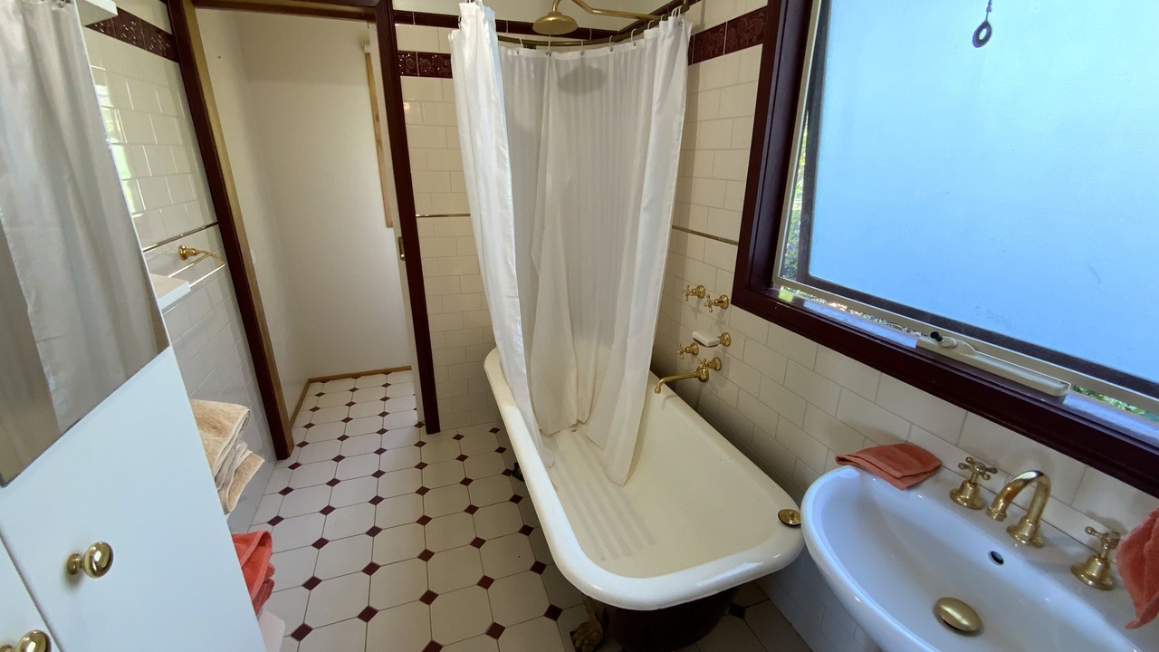 Photo of Bathroom in Daylesford