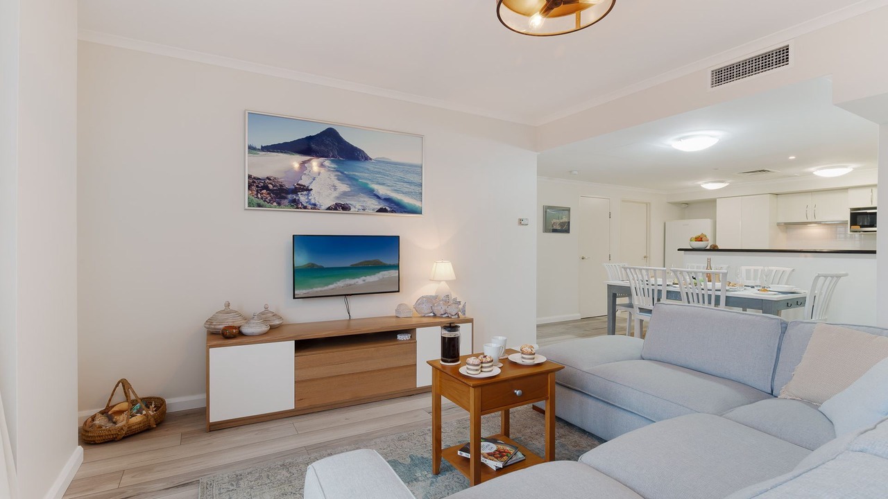 Photo of Livingroom in Shoal Bay
