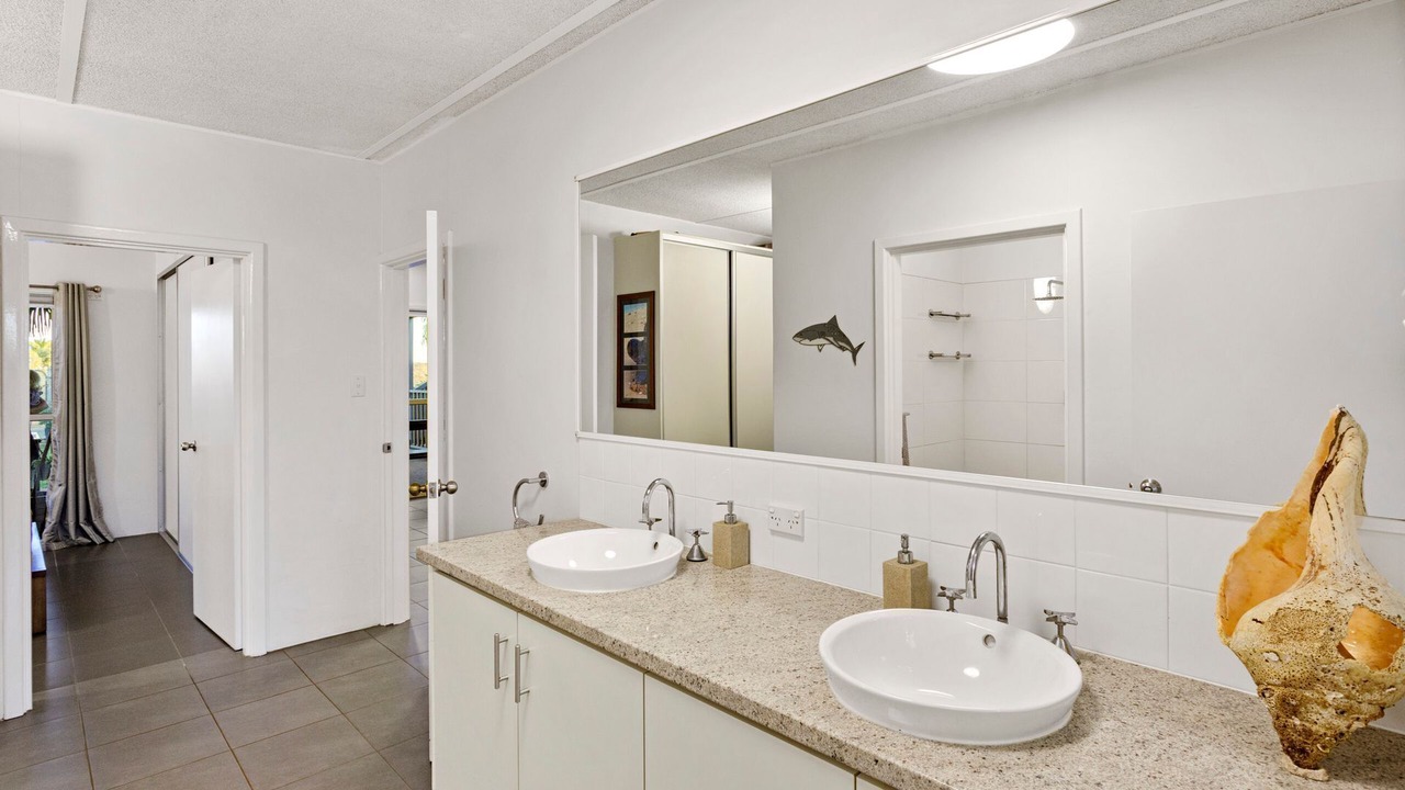 Photo of Bathroom in Exmouth