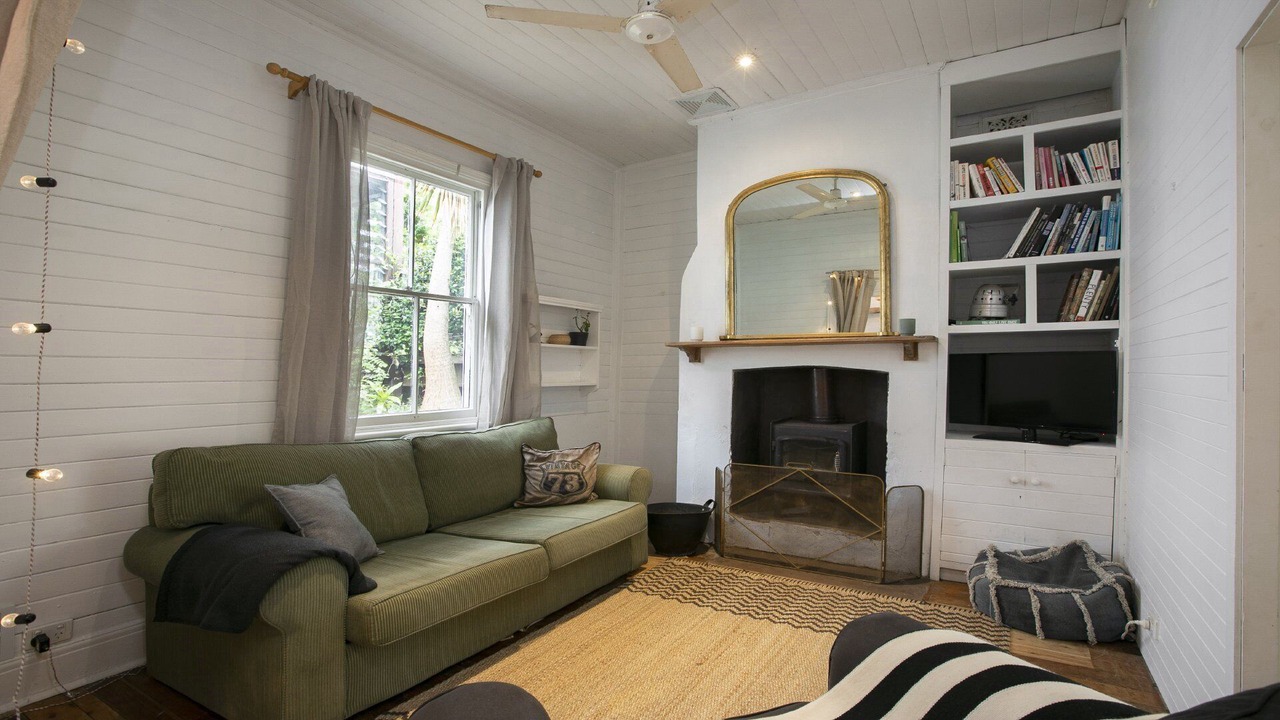 Photo of Livingroom in Pretty Beach Central Coast