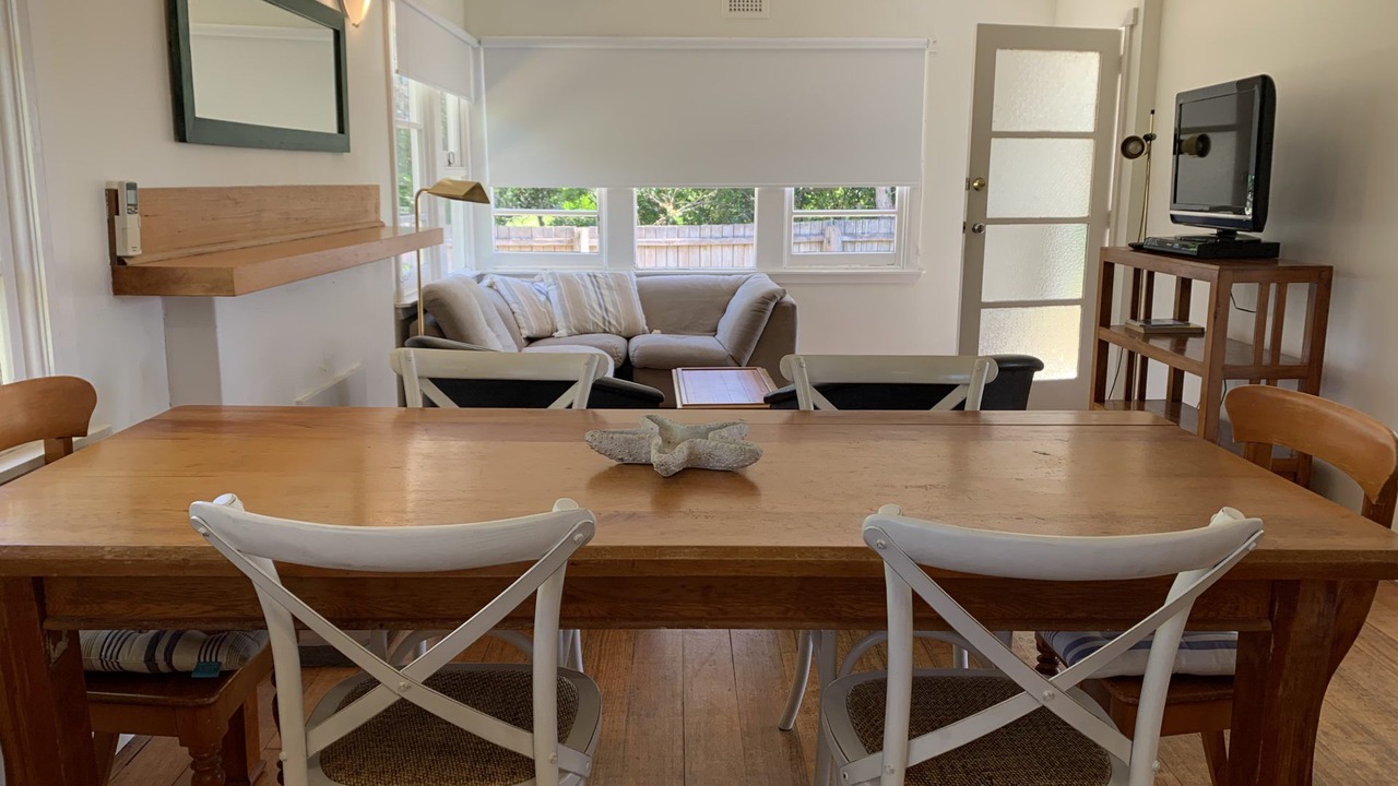 Photo of Livingroom in Low Head