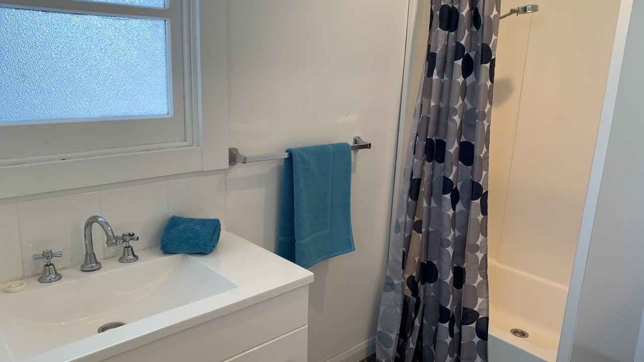Photo of Bathroom in Low Head