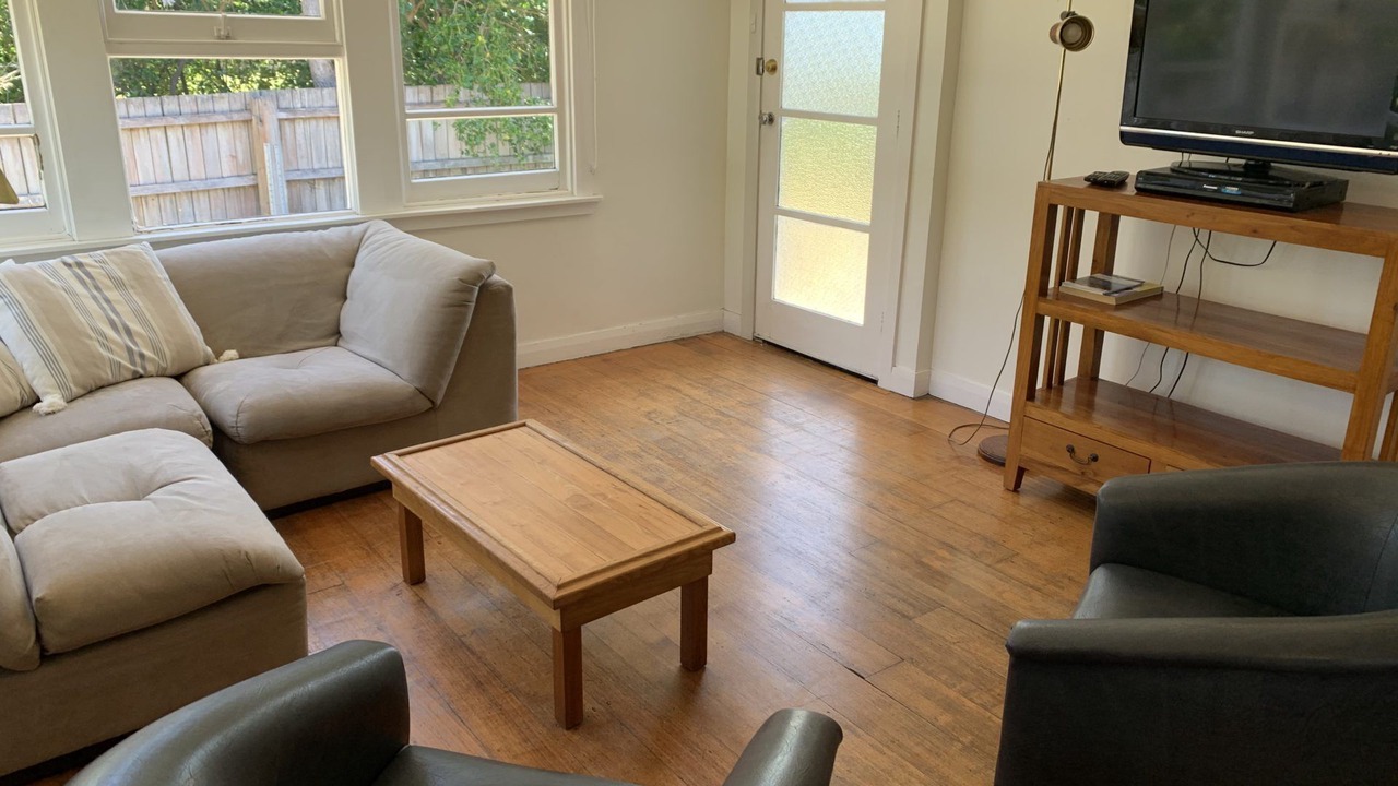 Photo of Livingroom in Low Head