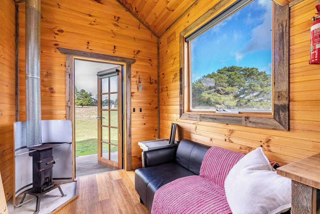 Photo of Livingroom in Monegeetta