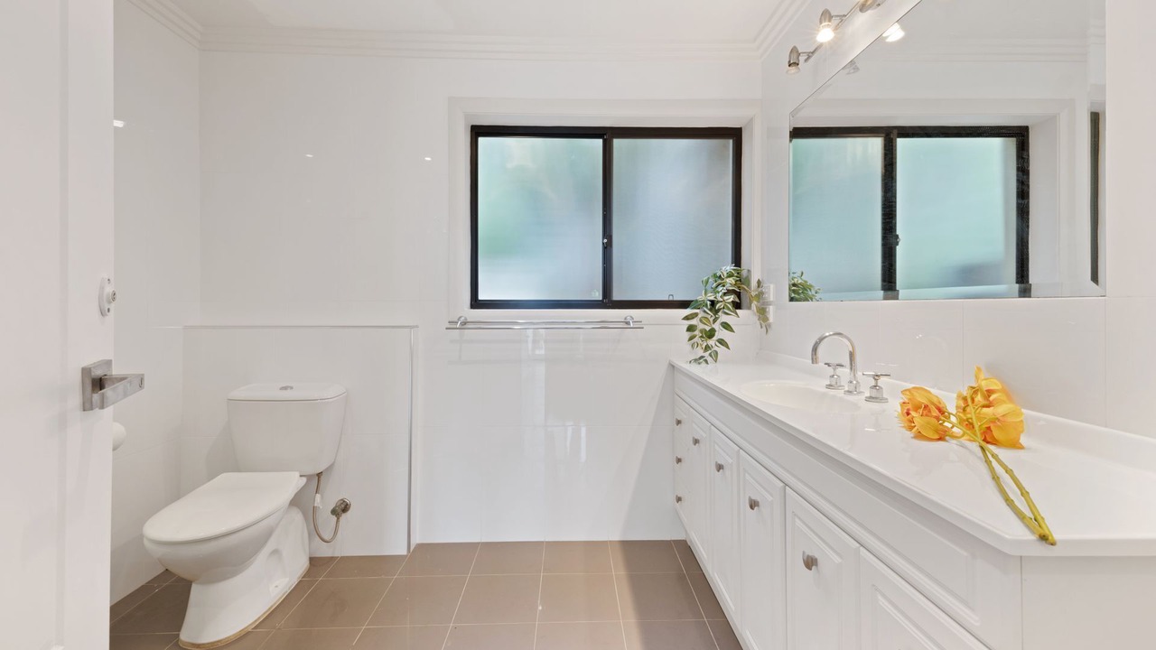 Photo of Bathroom in Salamander Bay