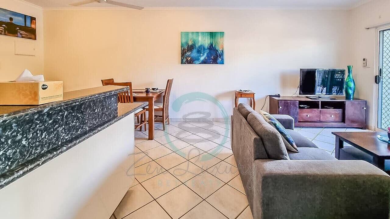 Photo of Livingroom in Cullen Bay