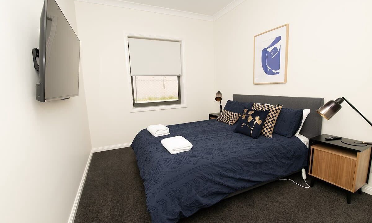 Photo of Bedroom in Orange