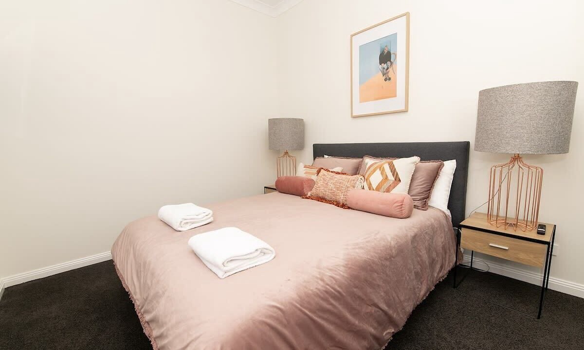 Photo of Bedroom in Orange