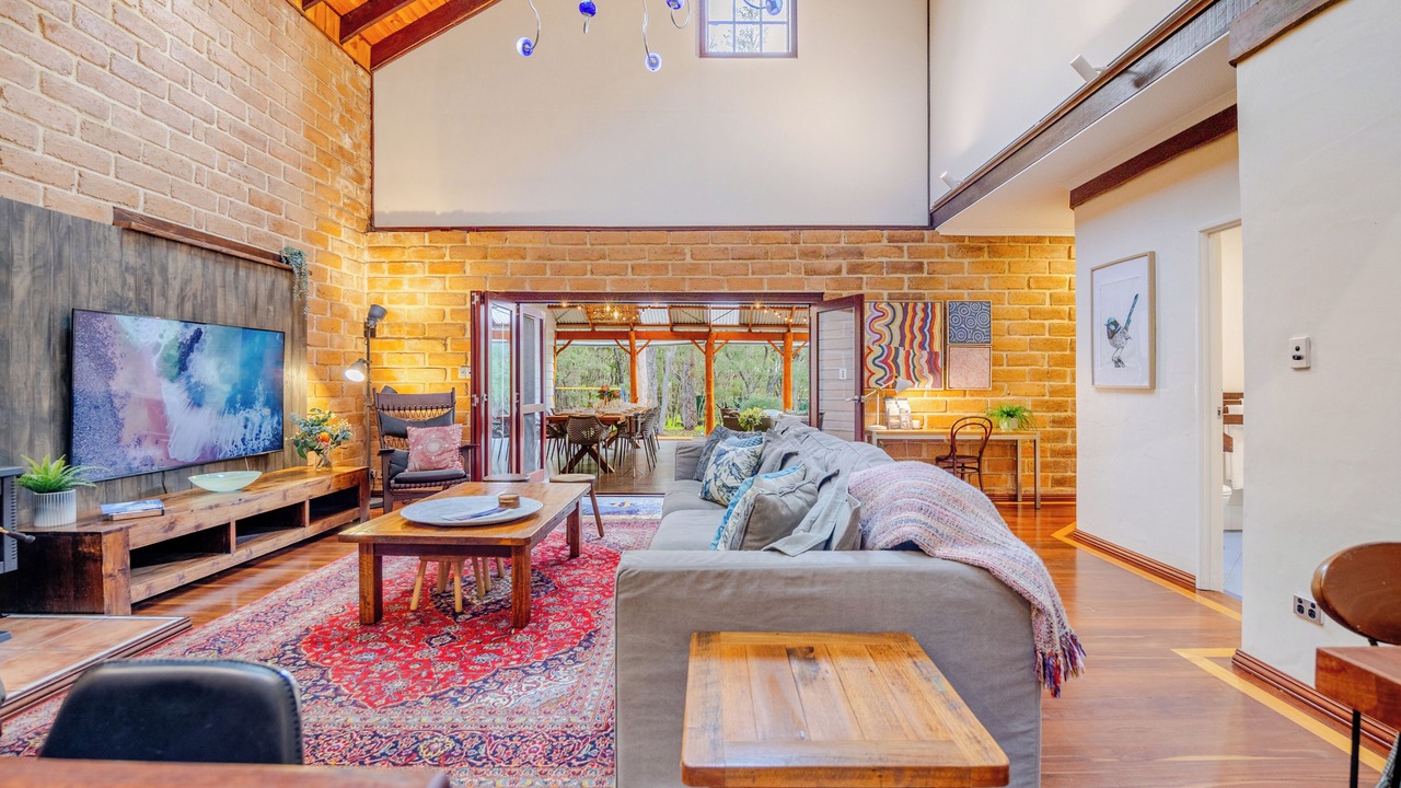 Photo of Livingroom in Burnside