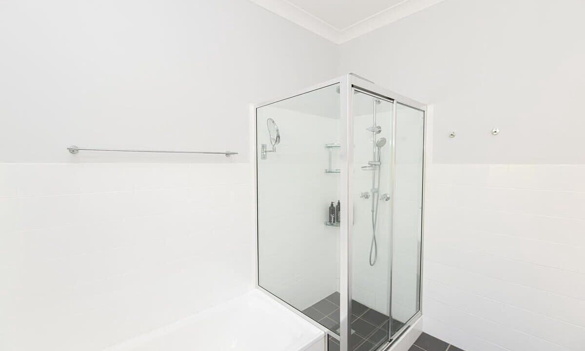 Photo of Bathroom in Orange East