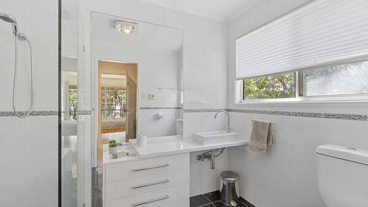 Photo of Bathroom in Dalrymple