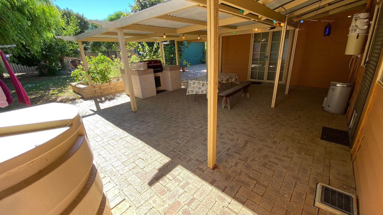 Photo of Outdoor in Green Head