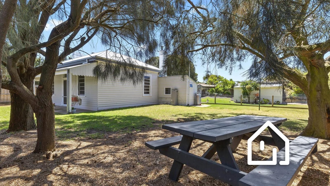 Photo of Others in Portsea