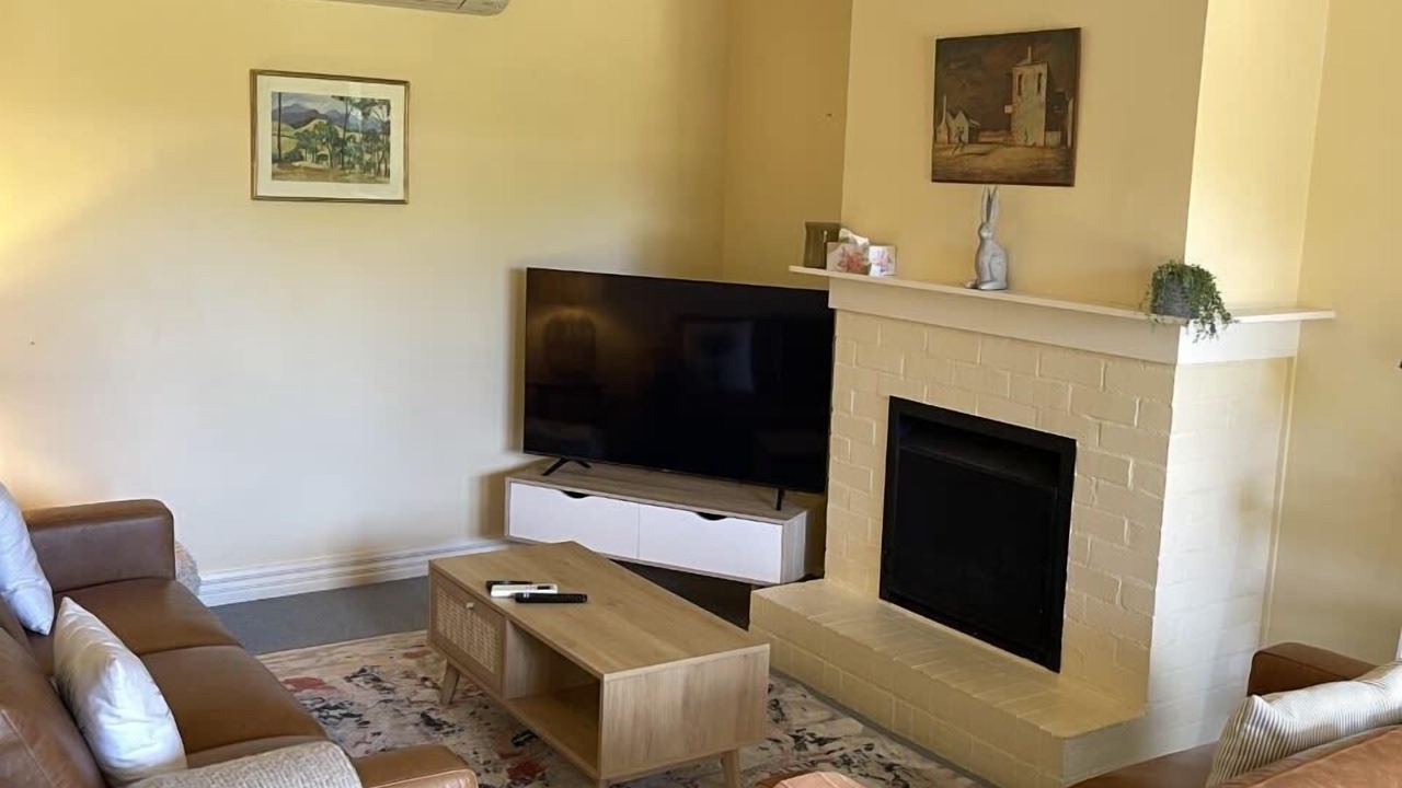 Photo of Livingroom in Orange