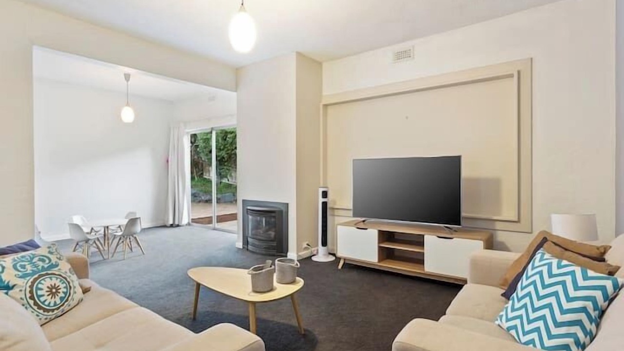 Photo of Livingroom in West Launceston