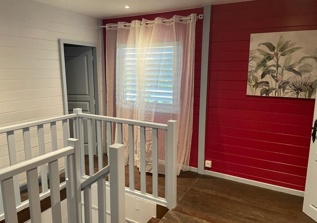 Photo of Others in Cayenne
