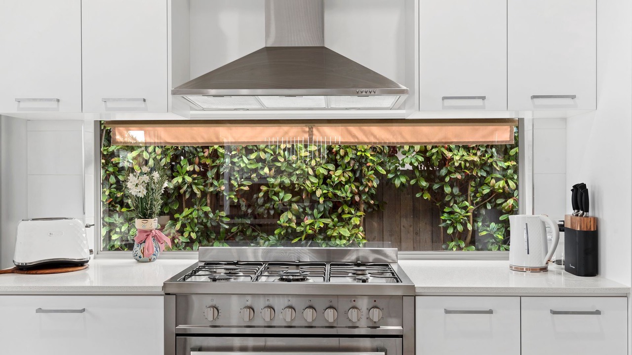 Photo of Kitchen in Point Lonsdale