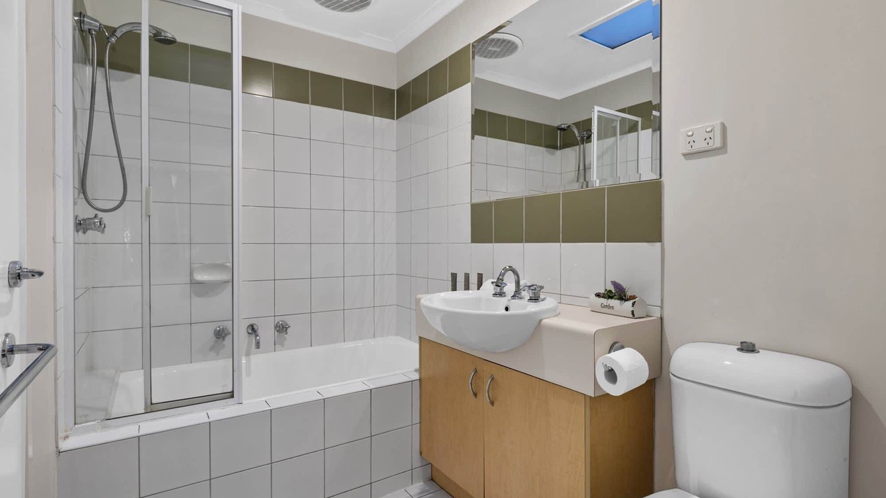Photo of Bathroom in Maribyrnong