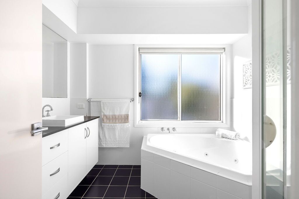 Photo of Bathroom in One Mile