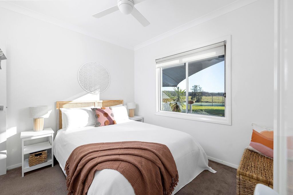 Photo of Bedroom in One Mile