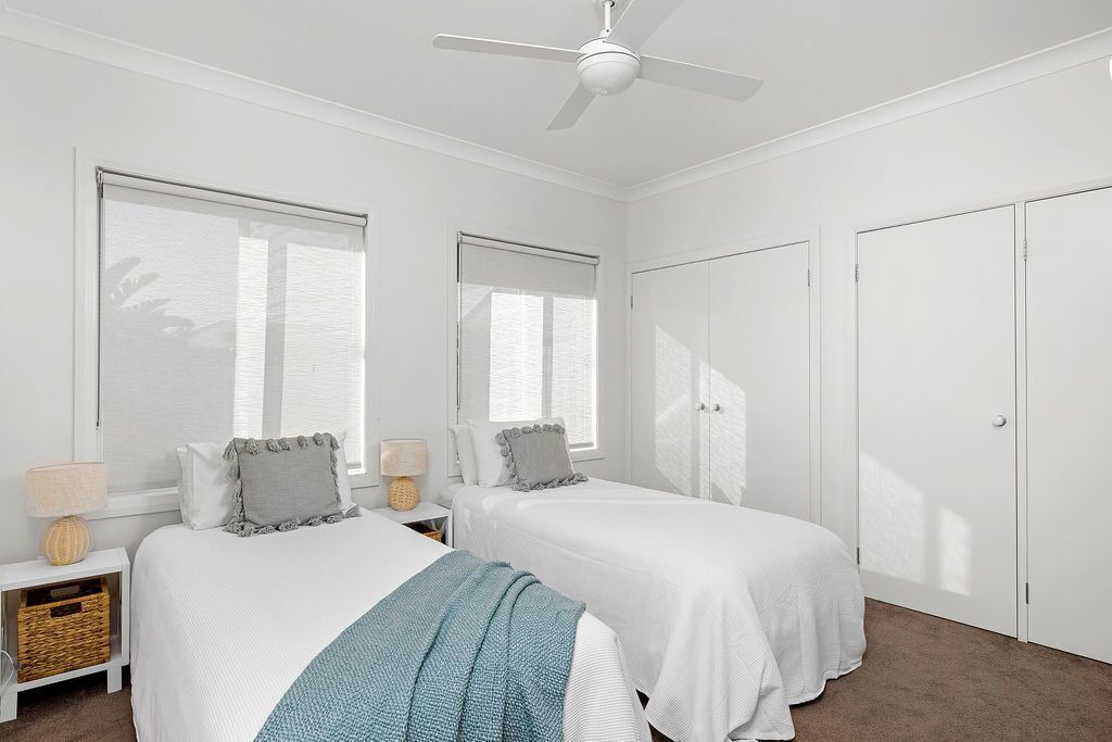 Photo of Bedroom in One Mile