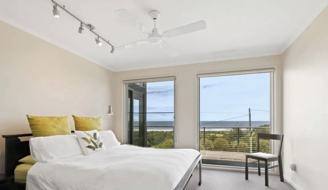 Photo of Bedroom in Lakes Entrance
