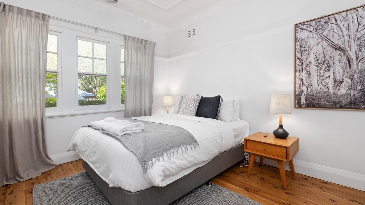 Photo of Bedroom in Orange