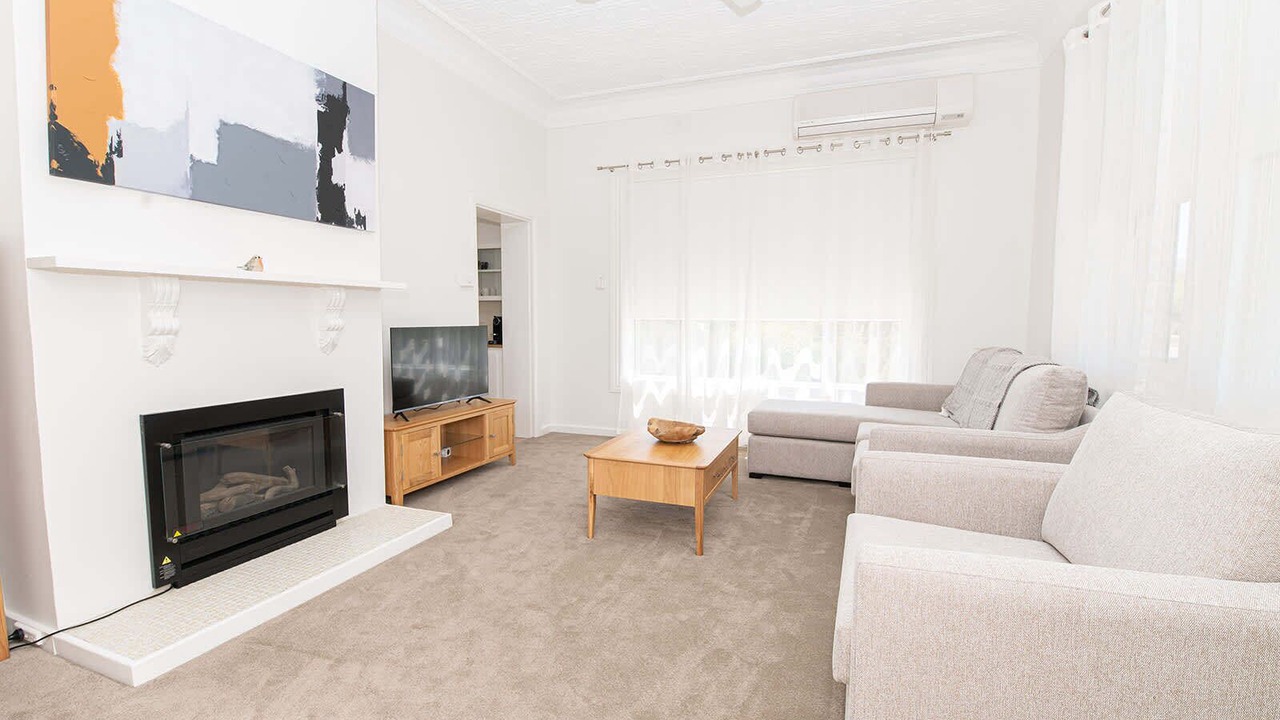 Photo of Livingroom in Bletchington