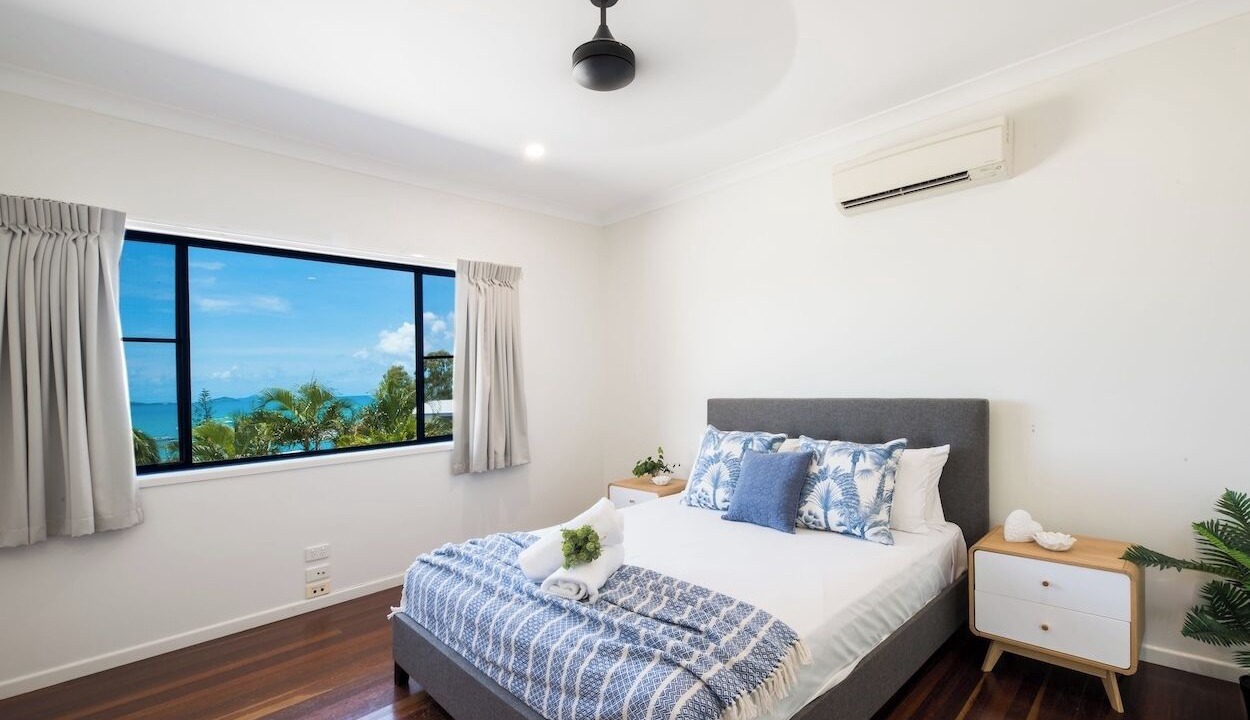 Photo of Bedroom in Airlie Beach