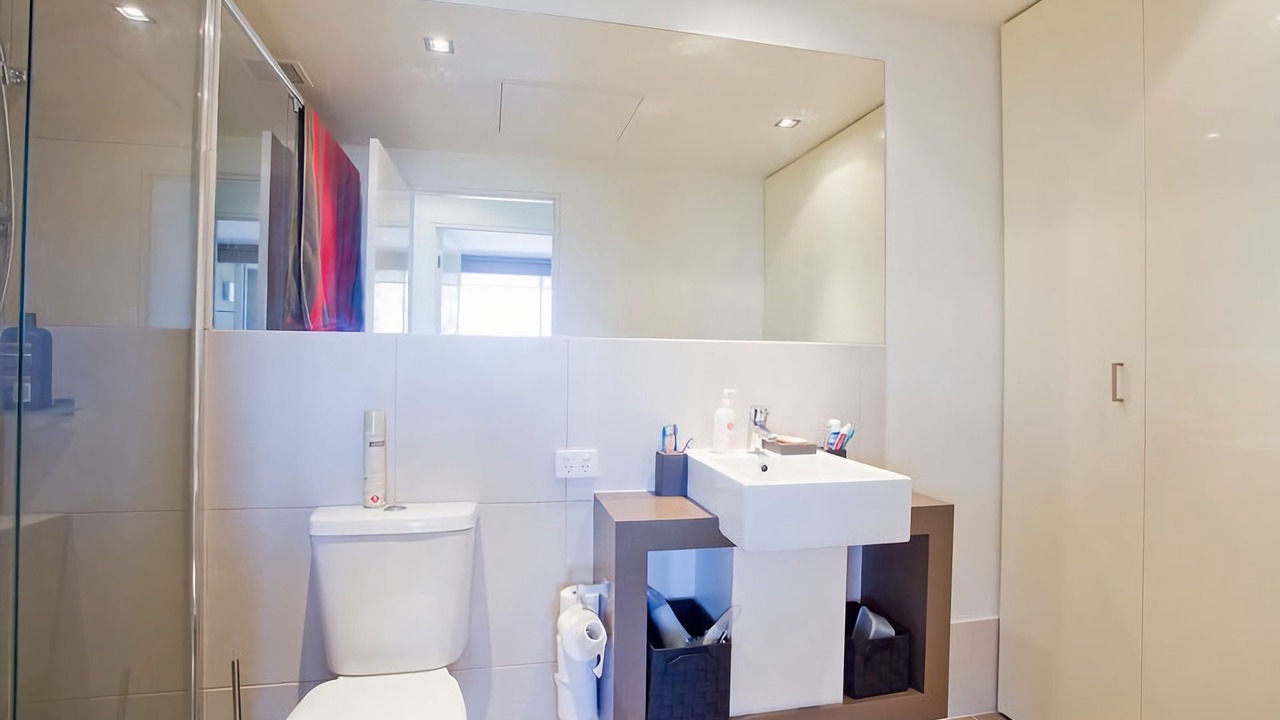 Photo of Bathroom in Torquay