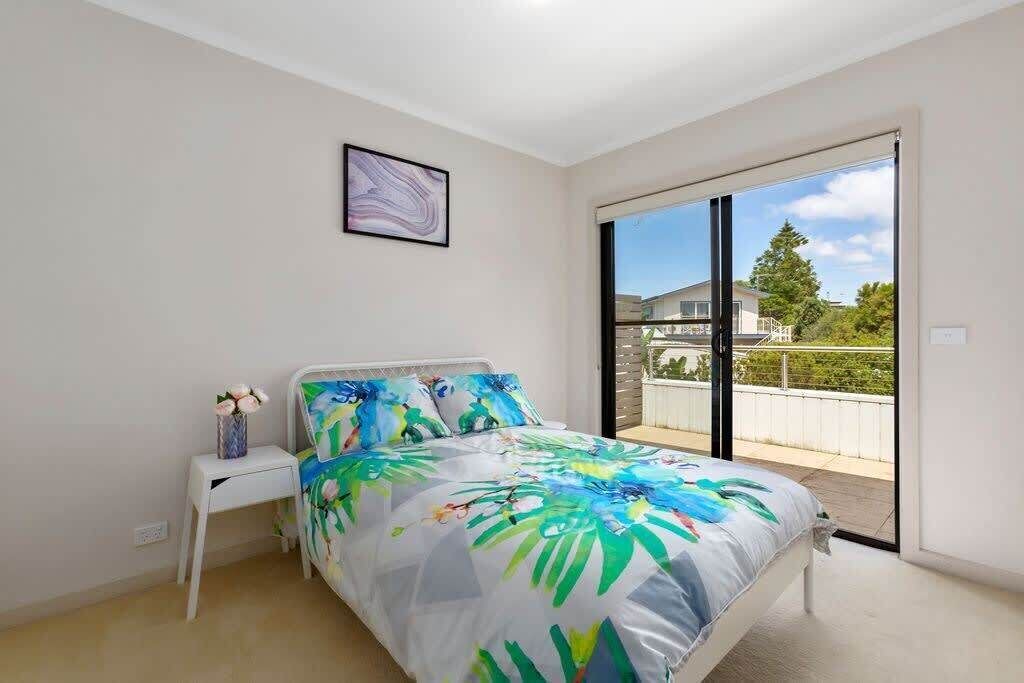 Photo of Patio Balcony in Indented Head