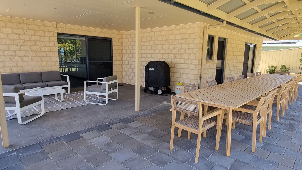 Photo of Outdoor in Kingscote