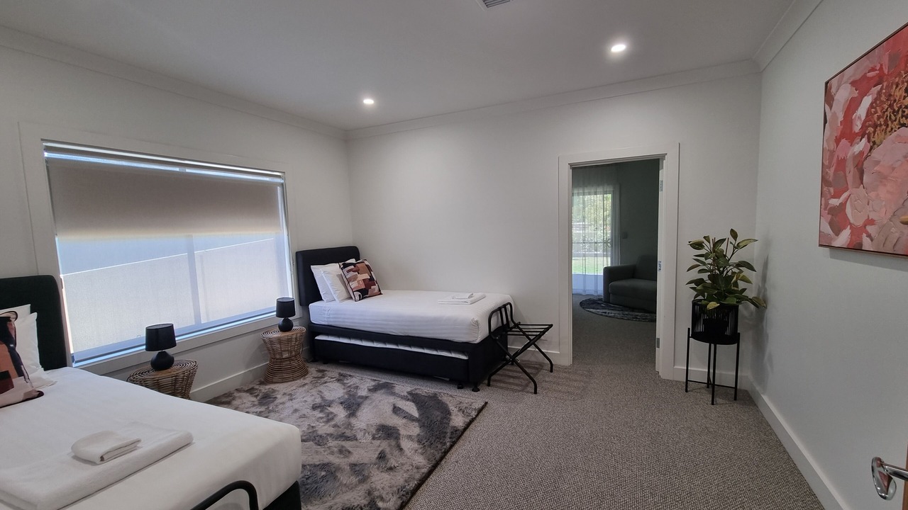 Photo of Bedroom in Kingscote
