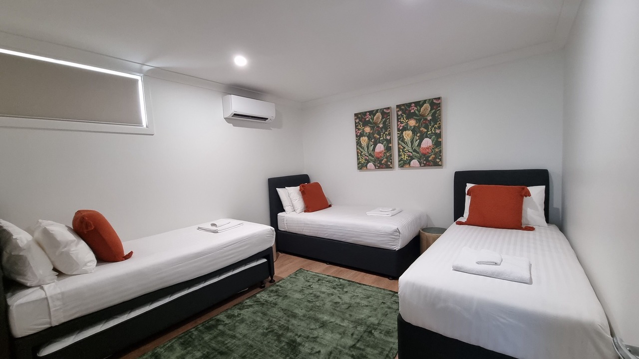 Photo of Bedroom in Kingscote