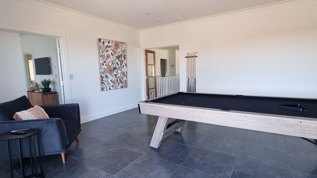 Photo of Bedroom in Kingscote