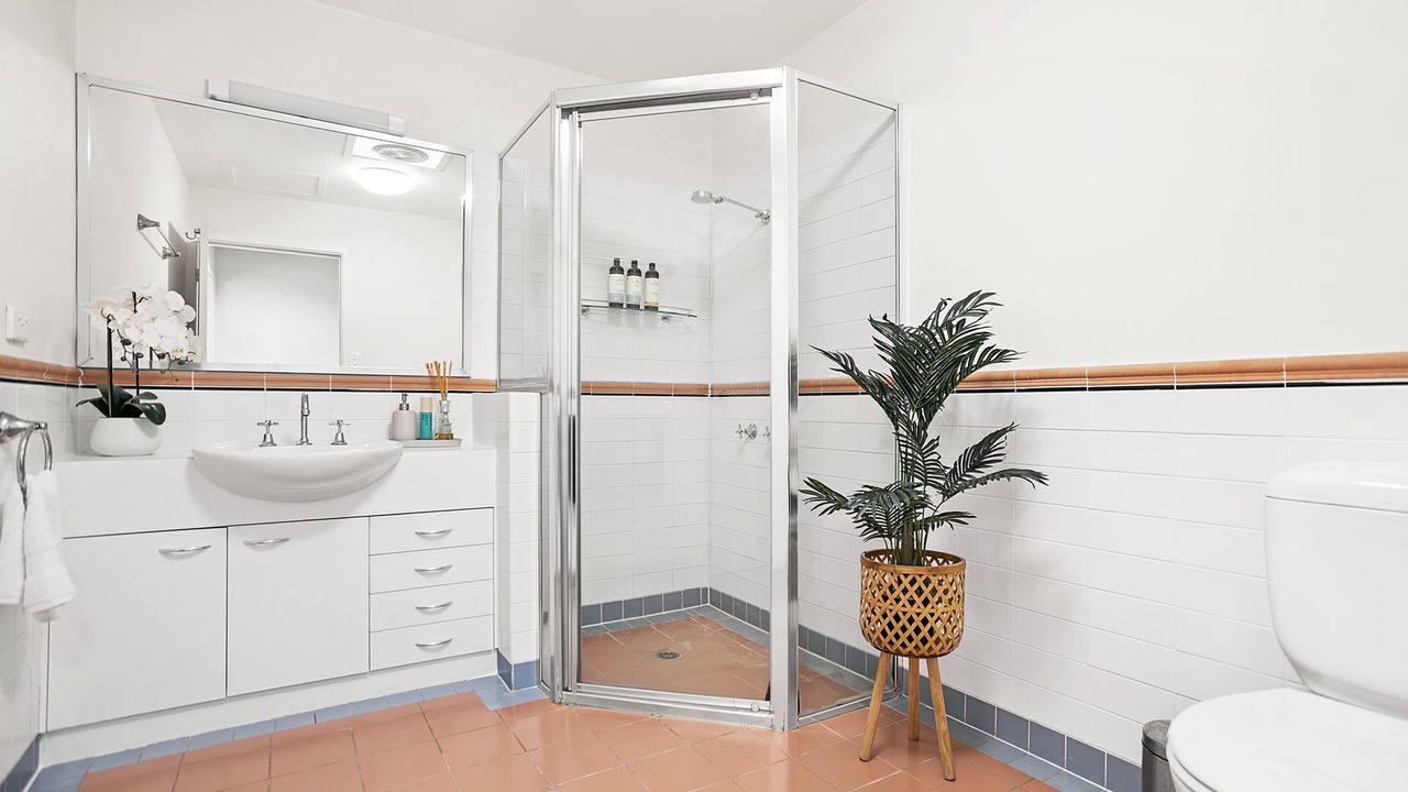 Photo of Bathroom in Salamander Bay