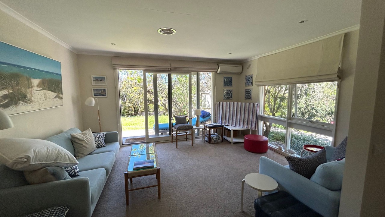 Photo of Livingroom in Point Lonsdale