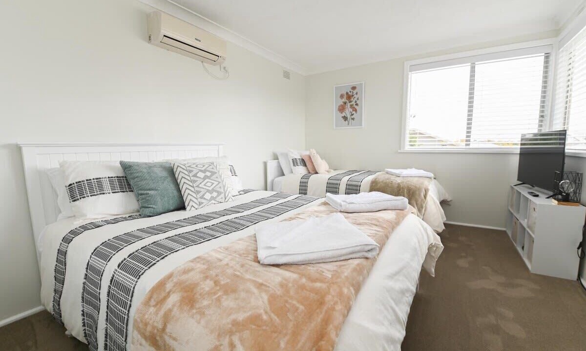 Photo of Bedroom in Orange East