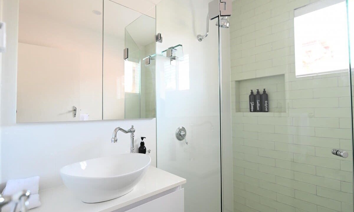 Photo of Bathroom in Orange East