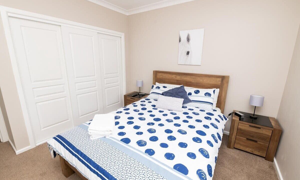 Photo of Bedroom in Orange East