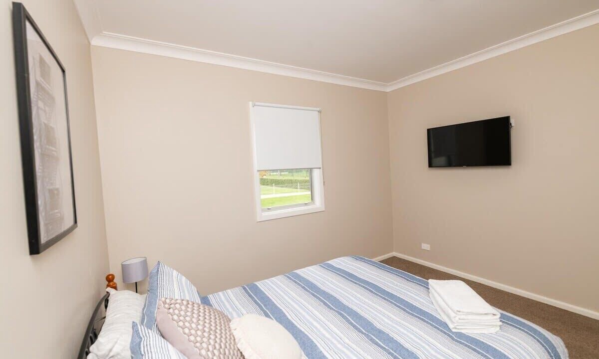 Photo of Bedroom in Orange East