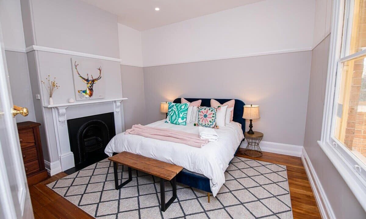 Photo of Bedroom in Orange