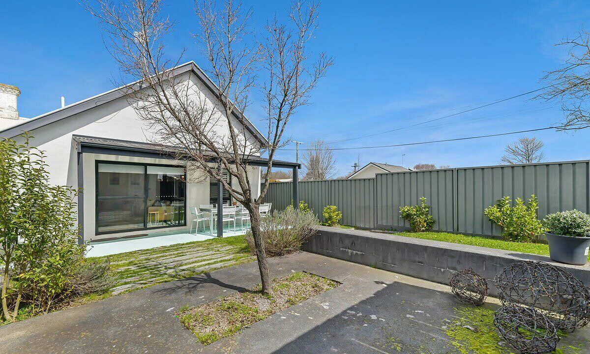 Photo of Outdoor in Orange East