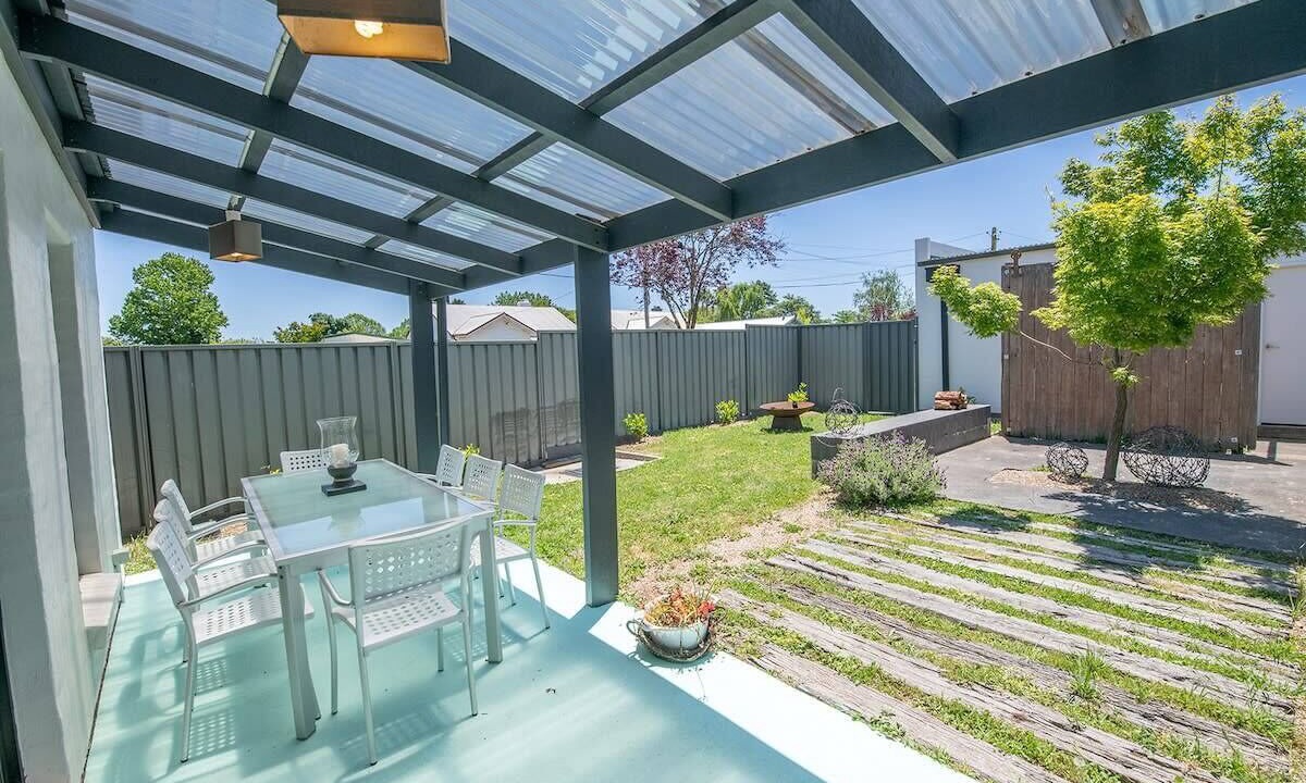 Photo of Outdoor in Orange East