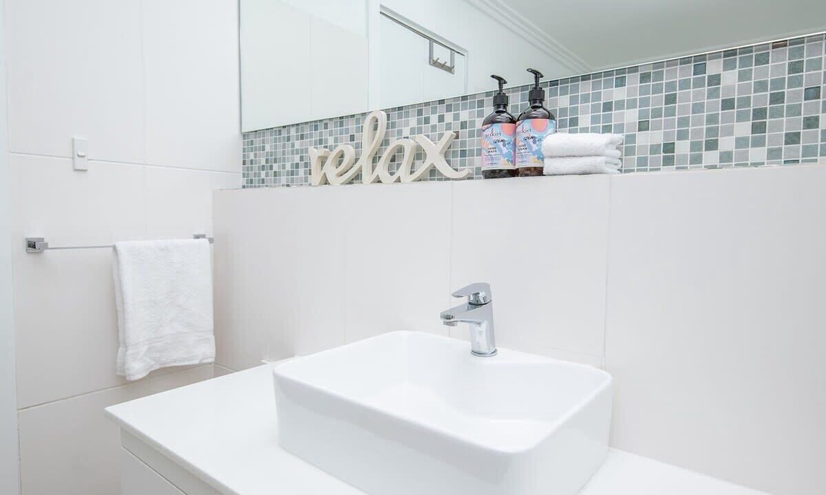 Photo of Bathroom in Orange East