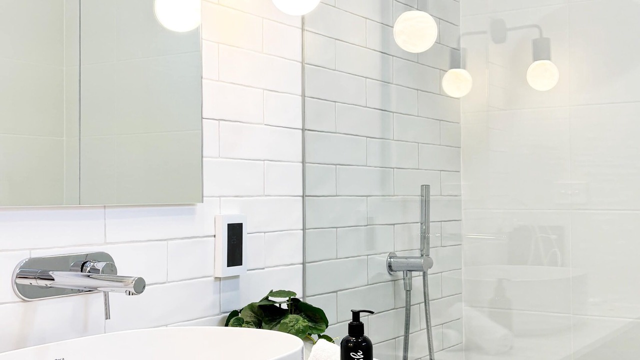 Photo of Bathroom in Orange