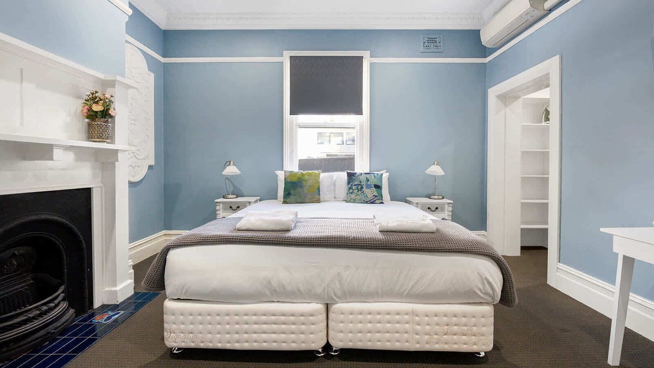 Photo of Bedroom in Orange