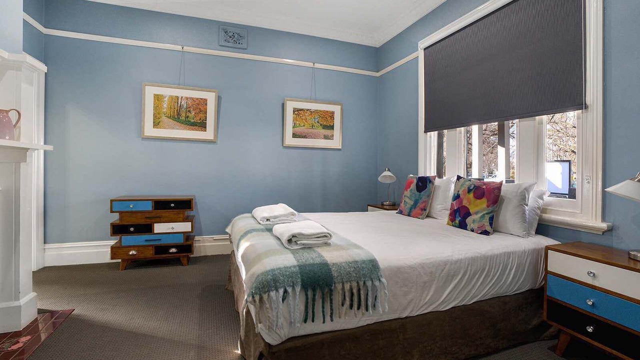 Photo of Bedroom in Orange